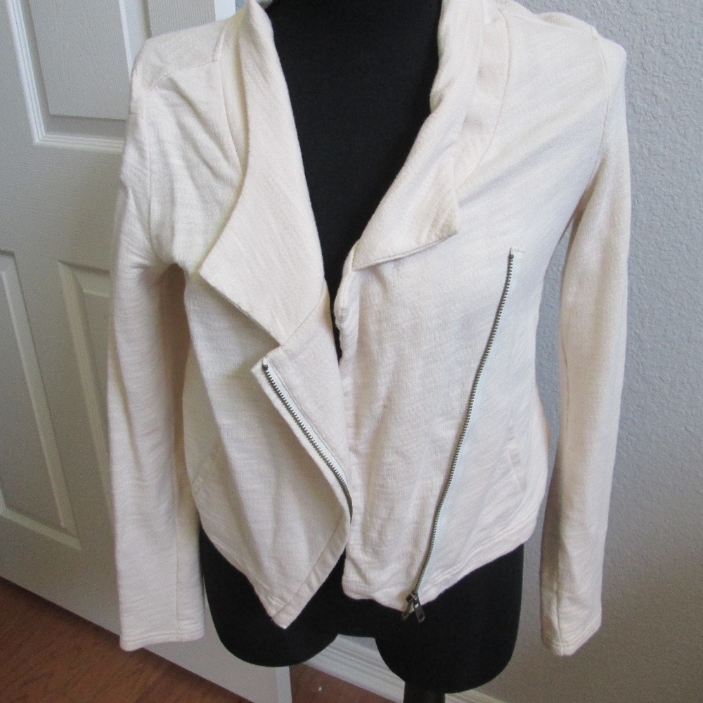 Loft Diagonal Zipper Cream Jacket- Size Small